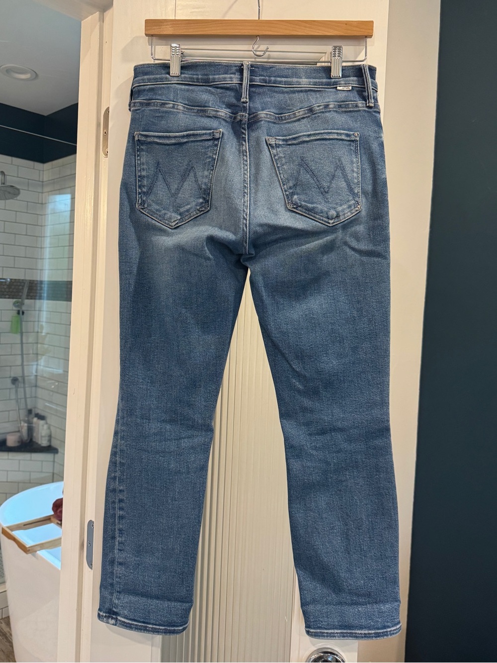 MOTHER Mid Rise Dazzler Crop Size 29